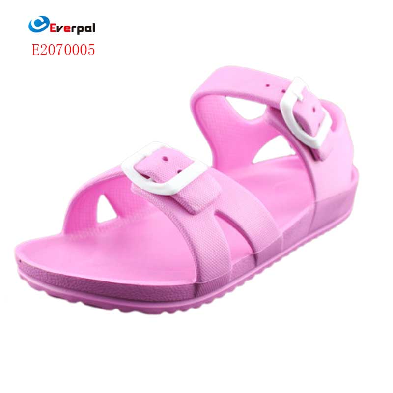Apa saja fitur sandal Eva merah muda untuk anak -anak?