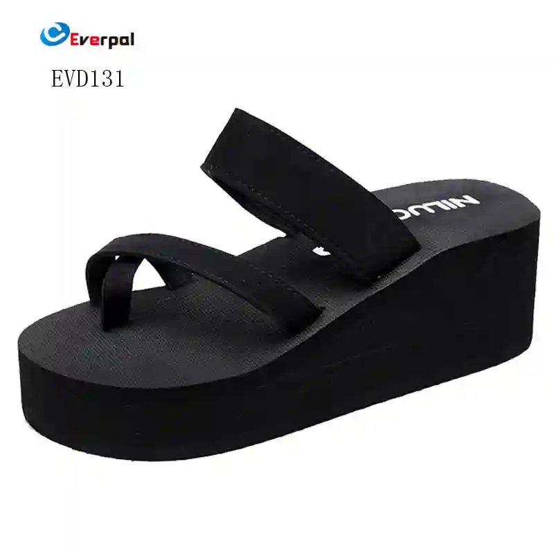 Apakah Sandal Flip Flop Wanita Menjadi Tren Baru Alas Kaki Kasual?