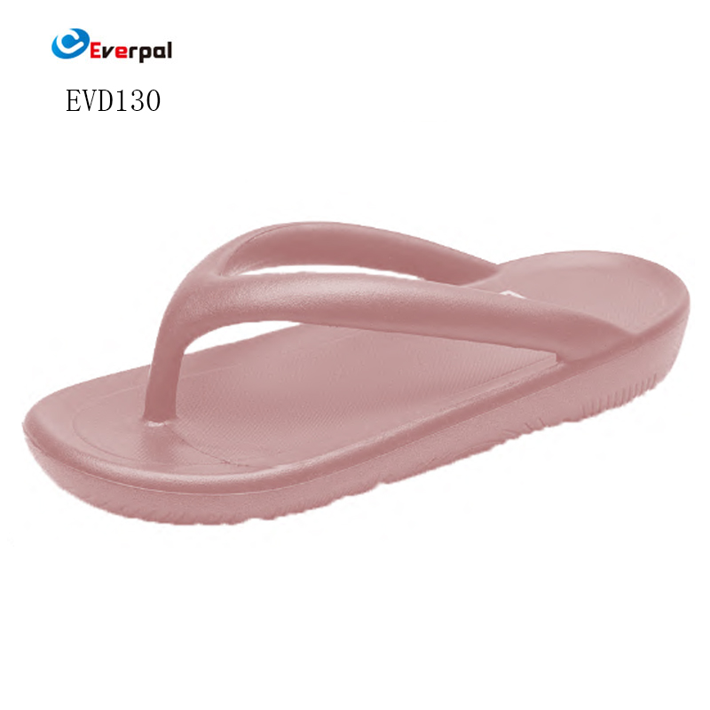 Mengapa Sandal Jepit Wanita Populer di Kolam Renang dan Lingkungan Spa?