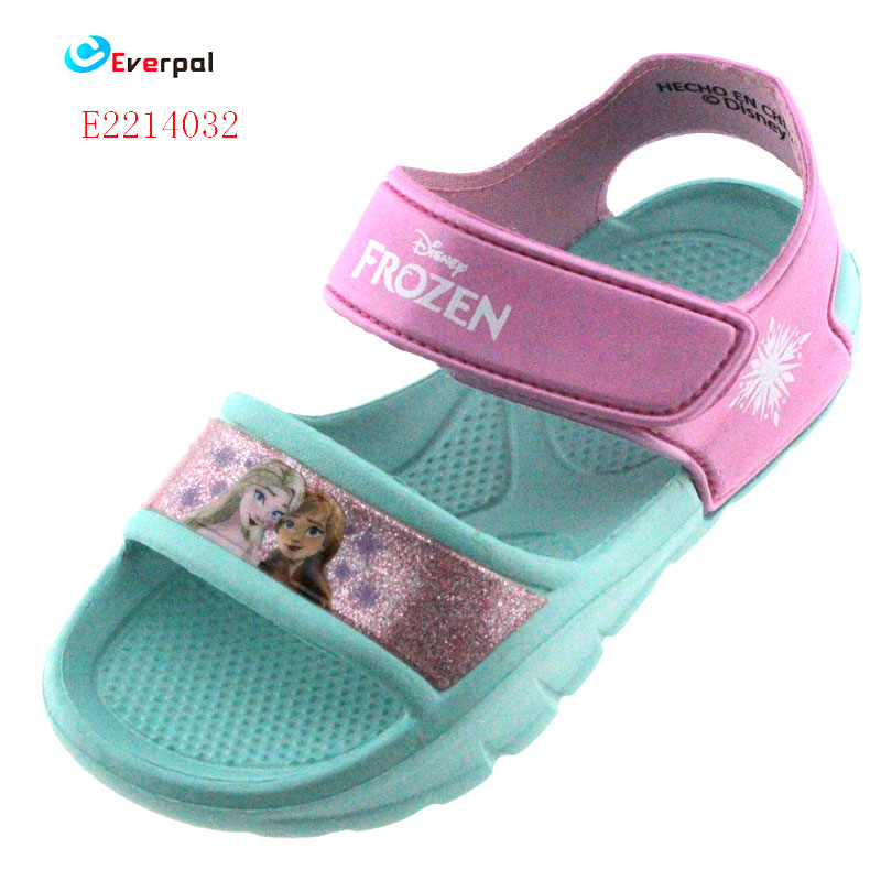 Sandal Pantai Anak